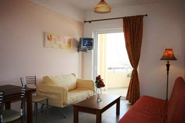 Vakis Apartments Zaharo Oda fotoğraf