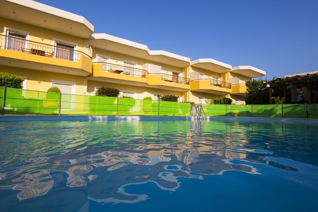 Vakis Apartments Zaharo Dış mekan fotoğraf