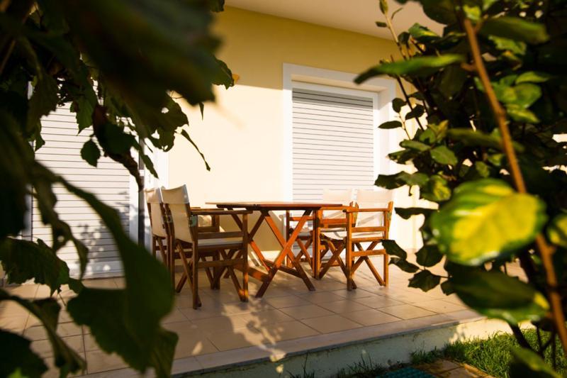 Vakis Apartments Zaharo Oda fotoğraf